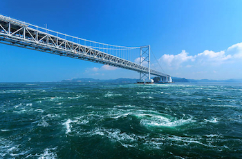 徳島県の鳴門海峡